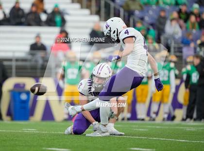 Thumbnail 2 in Tumwater vs Anacortes (WIAA 2A Final) photogallery.