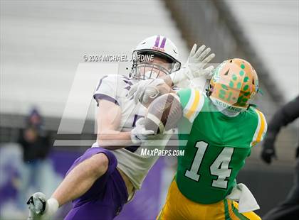 Thumbnail 2 in Tumwater vs Anacortes (WIAA 2A Final) photogallery.