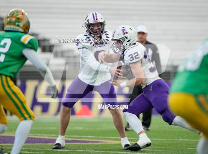 Thumbnail 3 in Tumwater vs Anacortes (WIAA 2A Final) photogallery.