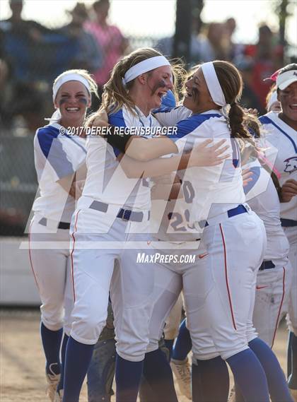 Thumbnail 3 in Arvada West vs Legend (CHSAA 5A Playoff) photogallery.