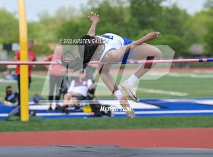 Thumbnail 3 in UIL 5A District 7 & 8 Area Track Championship (Girls Field Events) photogallery.