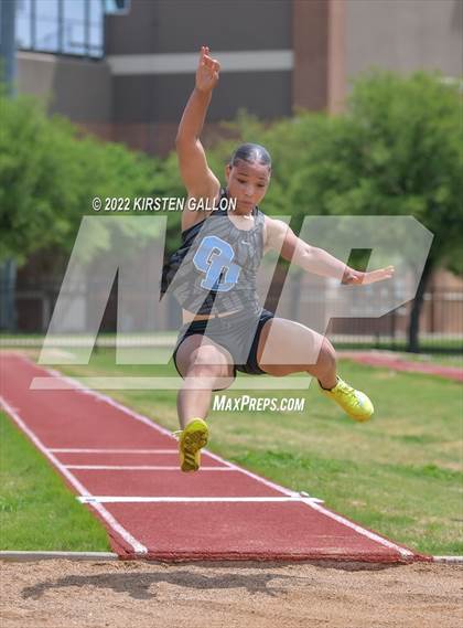 Thumbnail 2 in UIL 5A District 7 & 8 Area Track Championship (Girls Field Events) photogallery.