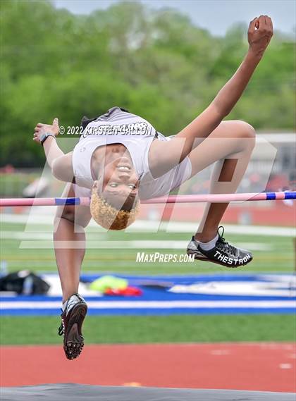 Thumbnail 3 in UIL 5A District 7 & 8 Area Track Championship (Girls Field Events) photogallery.