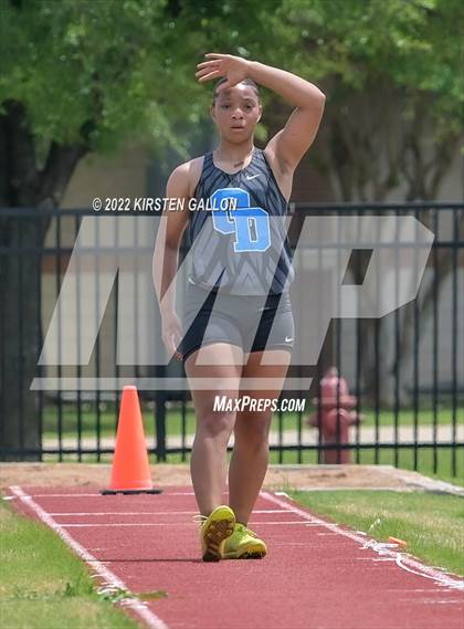 Thumbnail 2 in UIL 5A District 7 & 8 Area Track Championship (Girls Field Events) photogallery.