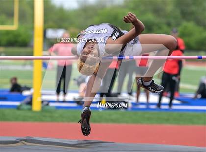 Thumbnail 3 in UIL 5A District 7 & 8 Area Track Championship (Girls Field Events) photogallery.