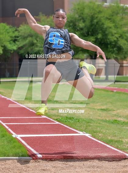 Thumbnail 1 in UIL 5A District 7 & 8 Area Track Championship (Girls Field Events) photogallery.