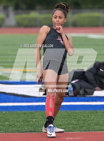Thumbnail 1 in UIL 5A District 7 & 8 Area Track Championship (Girls Field Events) photogallery.