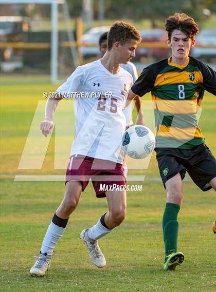 Thumbnail 2 in Lumberton @ Pine Forest (scrimmage) photogallery.