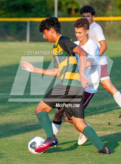 Thumbnail 1 in Lumberton @ Pine Forest (scrimmage) photogallery.