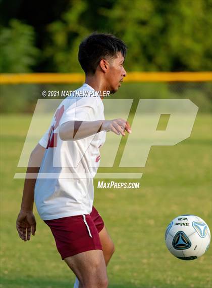 Thumbnail 2 in Lumberton @ Pine Forest (scrimmage) photogallery.