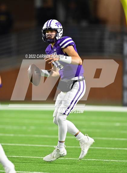 Thumbnail 3 in LBJ Austin @ Port Neches-Groves (UIL 5A Div. 2 Area Playoff) photogallery.