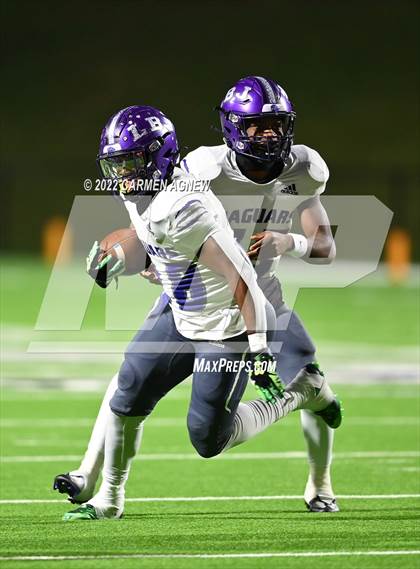 Thumbnail 3 in LBJ Austin @ Port Neches-Groves (UIL 5A Div. 2 Area Playoff) photogallery.