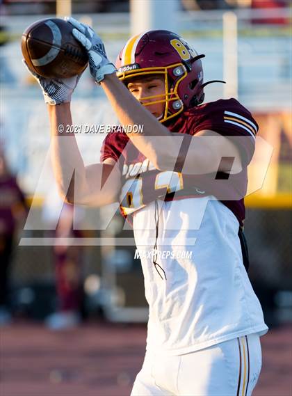 Thumbnail 3 in Royal @ Simi Valley photogallery.