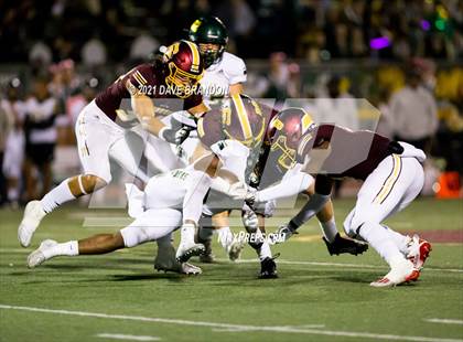 Thumbnail 3 in Royal @ Simi Valley photogallery.