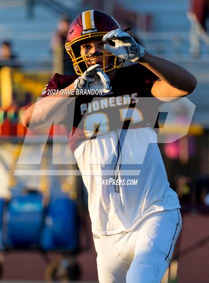Thumbnail 1 in Royal @ Simi Valley photogallery.