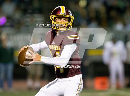 Thumbnail 1 in Royal @ Simi Valley photogallery.