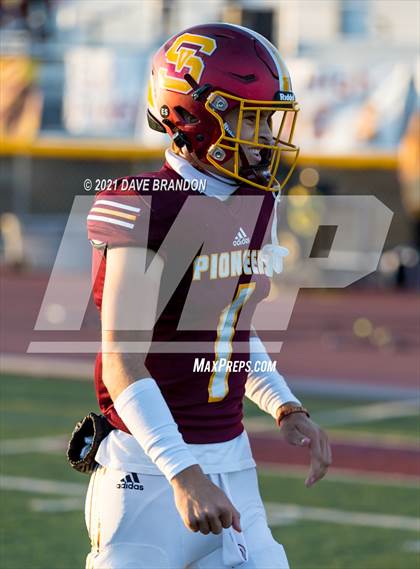 Thumbnail 2 in Royal @ Simi Valley photogallery.