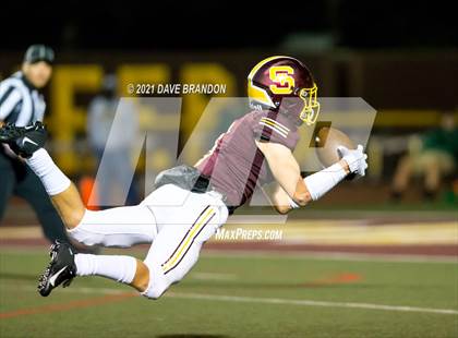 Thumbnail 3 in Royal @ Simi Valley photogallery.