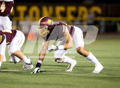 Thumbnail 2 in Royal @ Simi Valley photogallery.