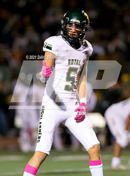 Thumbnail 2 in Royal @ Simi Valley photogallery.