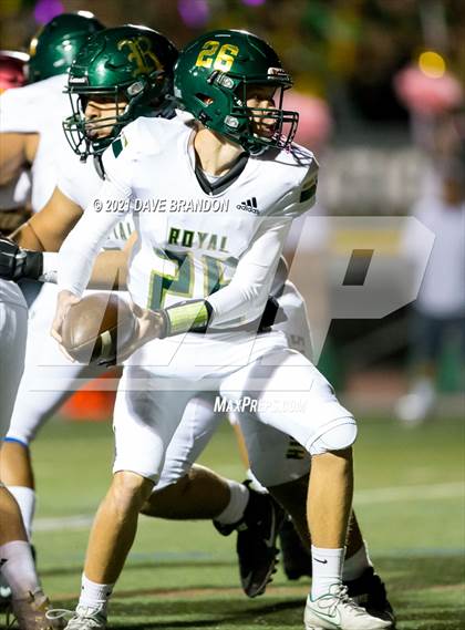 Thumbnail 1 in Royal @ Simi Valley photogallery.