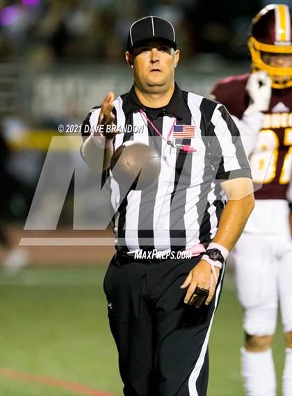Thumbnail 1 in Royal @ Simi Valley photogallery.