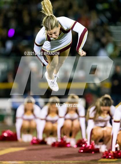 Thumbnail 1 in Royal @ Simi Valley photogallery.