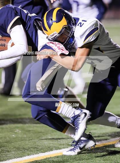 Thumbnail 2 in Gregori @ Elk Grove (CIF Divison 1 1st Round) photogallery.