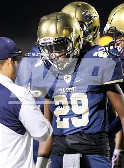 Thumbnail 2 in Gregori @ Elk Grove (CIF Divison 1 1st Round) photogallery.