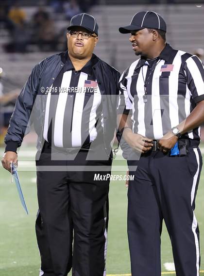 Thumbnail 3 in Gregori @ Elk Grove (CIF Divison 1 1st Round) photogallery.