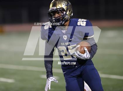 Thumbnail 2 in Gregori @ Elk Grove (CIF Divison 1 1st Round) photogallery.