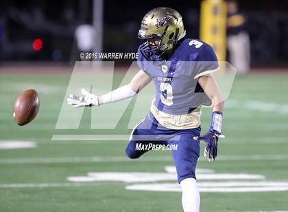 Thumbnail 2 in Gregori @ Elk Grove (CIF Divison 1 1st Round) photogallery.