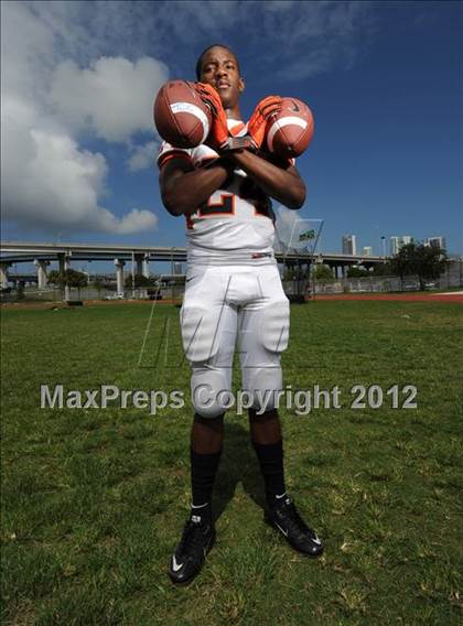 Thumbnail 3 in Brooker T. Washington (Preseason Top 25 Photo Shoot)  photogallery.