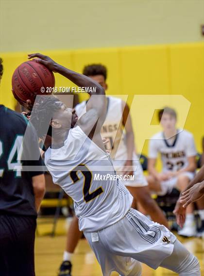 Thumbnail 3 in JV: Lawrence Free State @ West photogallery.