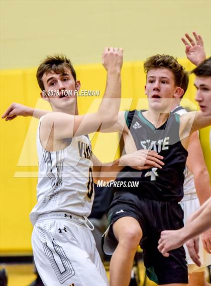 Thumbnail 3 in JV: Lawrence Free State @ West photogallery.