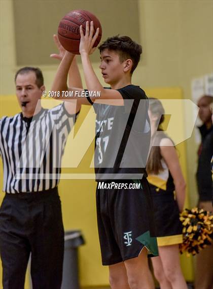 Thumbnail 3 in JV: Lawrence Free State @ West photogallery.
