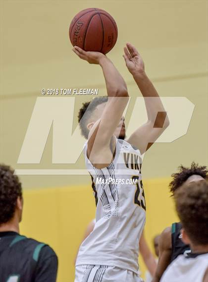 Thumbnail 1 in JV: Lawrence Free State @ West photogallery.