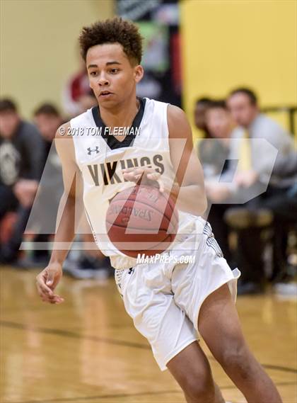 Thumbnail 3 in JV: Lawrence Free State @ West photogallery.