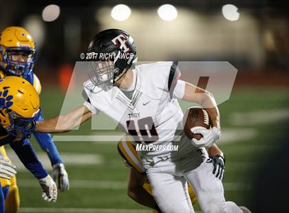 Thumbnail 2 in Troy @ Valencia photogallery.