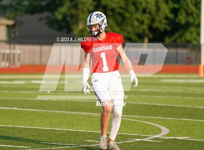 Thumbnail 1 in Kansas vs Missouri All Star Game photogallery.