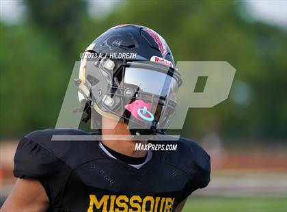 Thumbnail 1 in Kansas vs Missouri All Star Game photogallery.