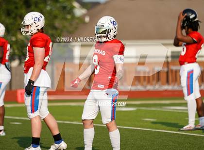 Thumbnail 1 in Kansas vs Missouri All Star Game photogallery.