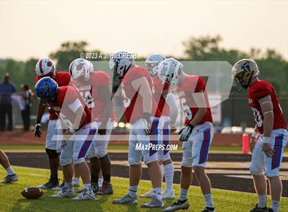 Thumbnail 3 in Kansas vs Missouri All Star Game photogallery.