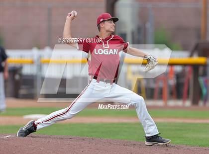 Thumbnail 2 in Carbon vs. Logan (UHSAA 3A Bracket Play) photogallery.