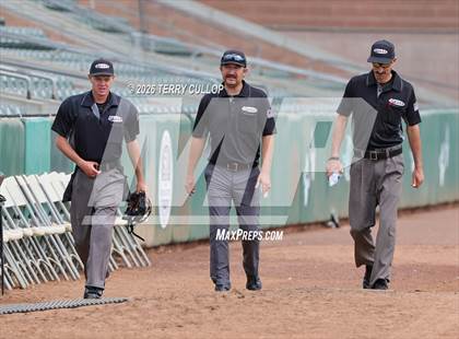 Thumbnail 1 in Carbon vs. Logan (UHSAA 3A Bracket Play) photogallery.
