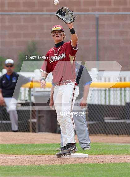 Thumbnail 1 in Carbon vs. Logan (UHSAA 3A Bracket Play) photogallery.