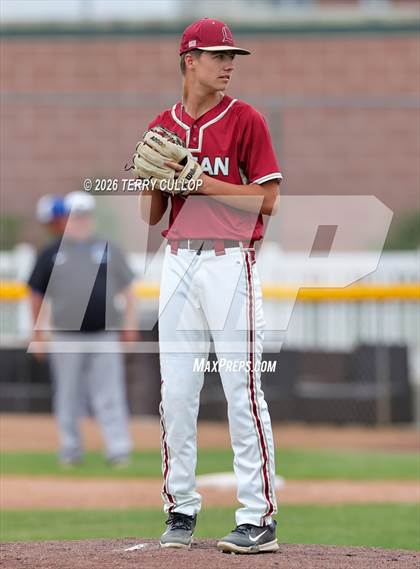 Thumbnail 3 in Carbon vs. Logan (UHSAA 3A Bracket Play) photogallery.
