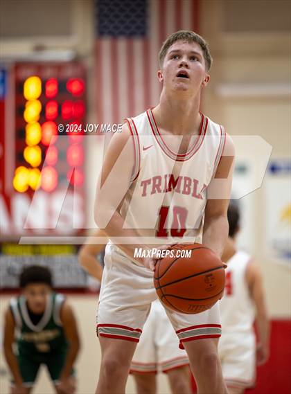 Thumbnail 3 in Athens vs. Trimble photogallery.