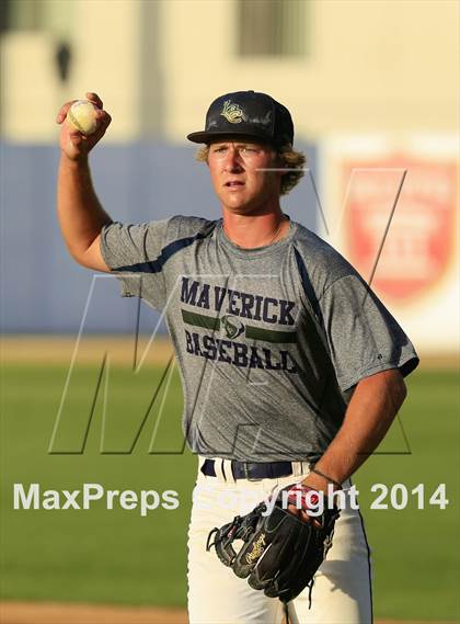 Thumbnail 2 in Granite Hills vs. La Costa Canyon (CIF-SDS Open Division Final) photogallery.