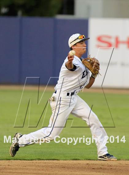 Thumbnail 1 in Granite Hills vs. La Costa Canyon (CIF-SDS Open Division Final) photogallery.